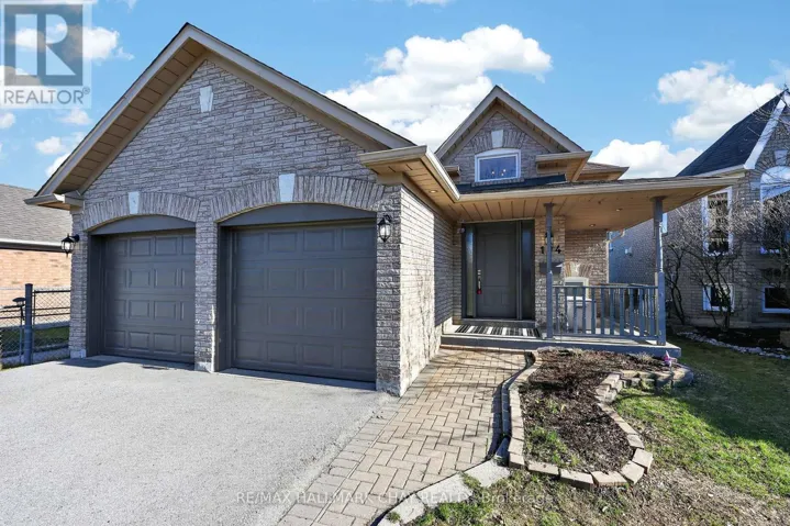 194 WESSENGER DRIVE, Barrie (Holly), Ontario L4N8N9