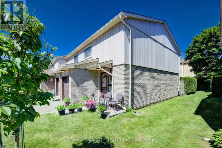 60 - 51 PAULANDER DRIVE, Kitchener, Ontario N2M5E5