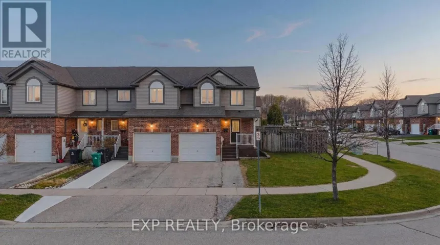 218 PROSPERITY DRIVE, Kitchener, Ontario N2E4E5