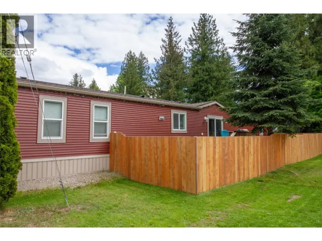 978 Lundell Road Unit# 16, Revelstoke, British Columbia V0E2S0