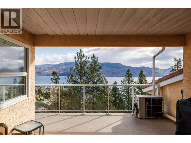 4450 Ponderosa Drive Unit# 204, Peachland, British Columbia V0H1X5