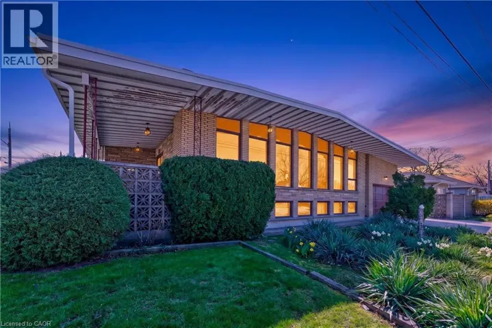 138 ALLENBY Avenue, Hamilton, Ontario L9A2T9