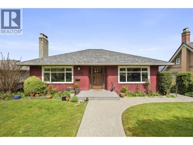 3765 EDINBURGH STREET, Burnaby, British Columbia V5C1R4