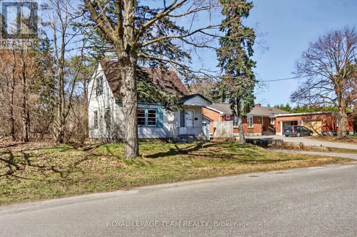 1548 ORTONA AVENUE, Ottawa, Ontario K2C1W3