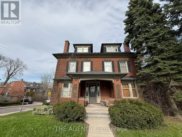 31 ORIOLE PARKWAY, Toronto (Yonge-St. Clair), Ontario M4V2C9