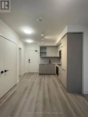 704 - 1185 DUPONT STREET, Toronto (Dovercourt-Wallace Emerson-Junction), Ontario M6H0G5