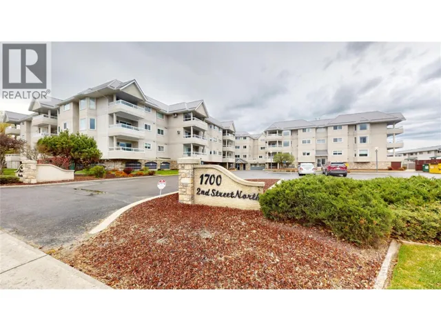 1700 2nd Street N Unit# 102, Cranbrook, British Columbia V1C6M8