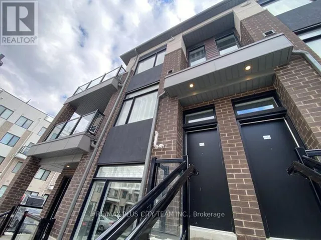 1695 DERSAN STREET, Pickering (Duffin Heights), Ontario L1X0S9