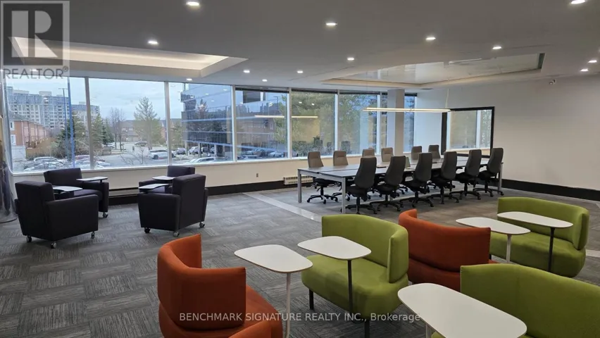 200 - 260 TOWN CENTRE BOULEVARD, Markham (Unionville), Ontario L3R8H8