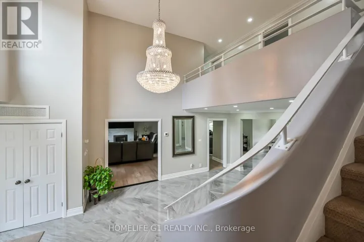 10 DOUGLAS PLACE, Hamilton (Stoney Creek), Ontario L8G1M6