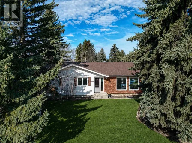 5306 57 Avenue, Olds, Alberta T4H1J3