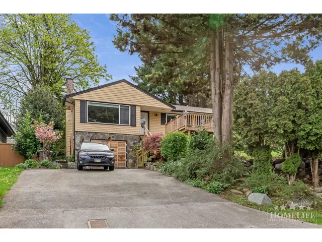 Upper House 10266 124 STREET, Surrey, British Columbia V3V4T3