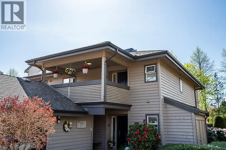 836 ROCHE POINT DRIVE, North Vancouver, British Columbia V7H2T9