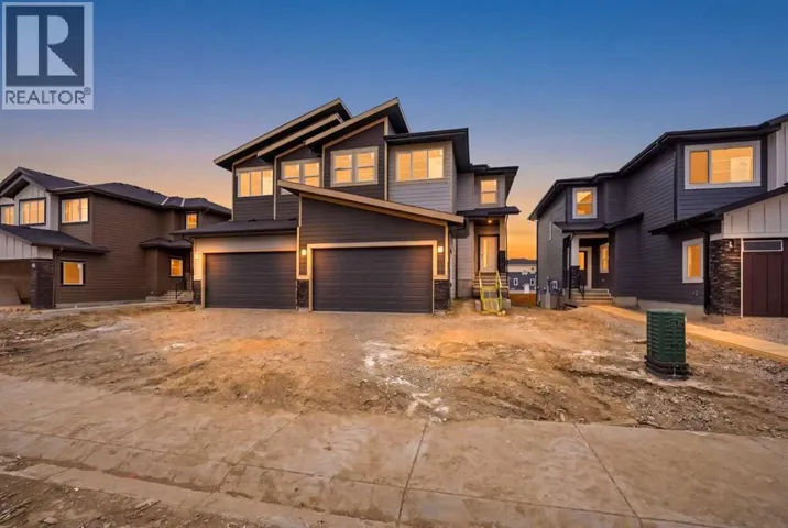 30 Waterford Mews, Chestermere, Alberta T1X3B4