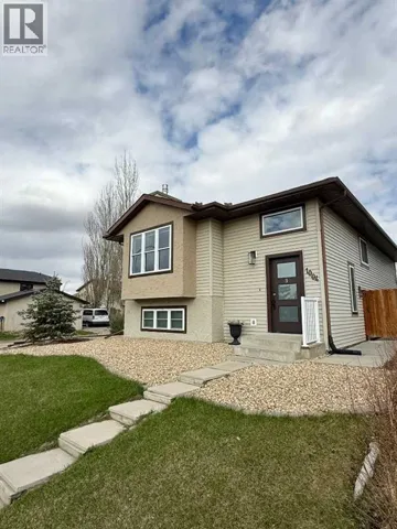 1004, 13 Street Street SE, High River, Alberta T1V1L4