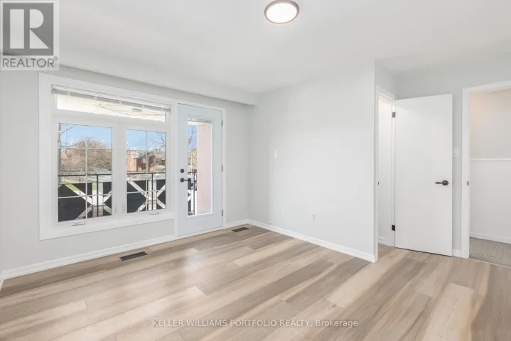 3 - 99 WEST LODGE AVENUE, Toronto (Roncesvalles), Ontario M6K2T6
