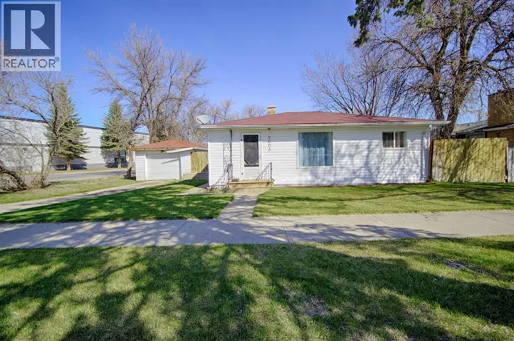 5005 44 ave, Taber, Alberta T1G1A5