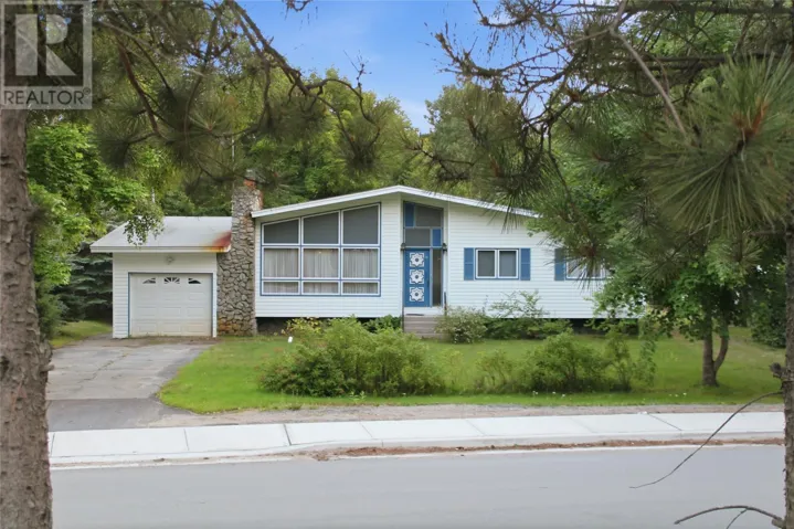 35 Pine Tree Road, Gambo, Newfoundland & Labrador A0G1T0