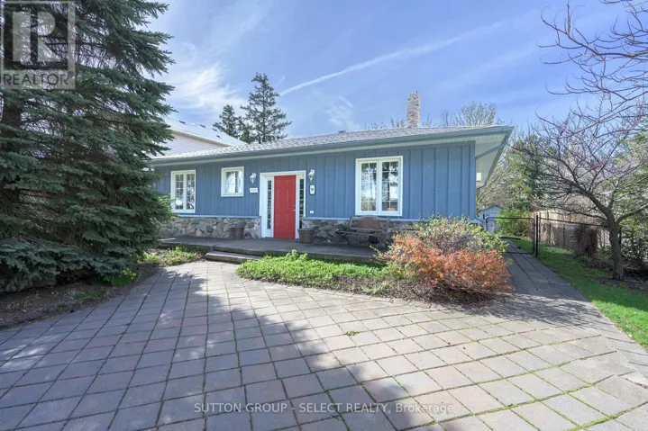 99 DUCHESS AVENUE, Lucan Biddulph (Lucan), Ontario N0M2J0