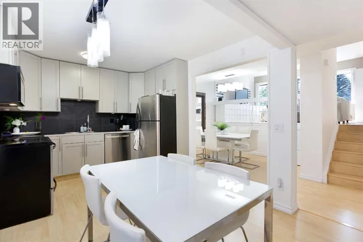 354 Brae Glen Road SW, Calgary, Alberta T2W1B6