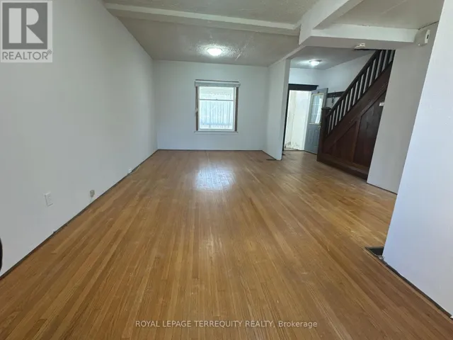 80 ELDON AVENUE, Toronto (Crescent Town), Ontario M4C5G3