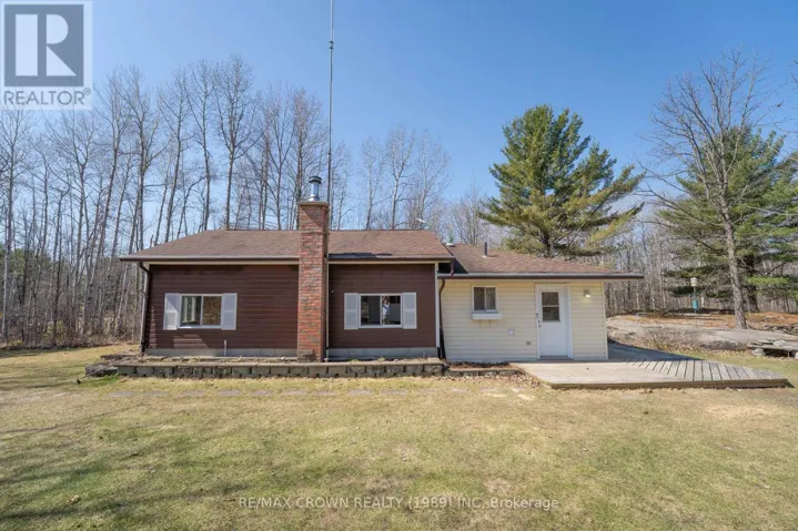 36 JONES ROAD, Nipissing, Ontario P0H1H0