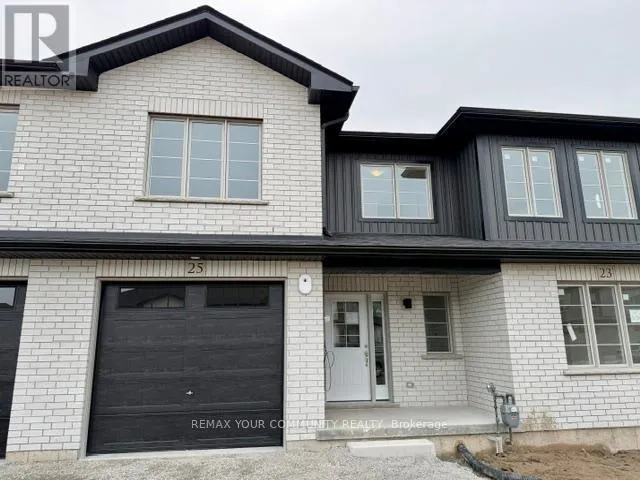 25 STRATH CRESCENT, Springwater (Elmvale), Ontario L0L1P0
