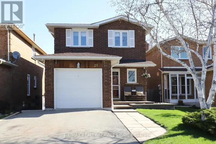 21 SHENSTONE AVENUE, Brampton (Heart Lake West), Ontario L6Z2Y9