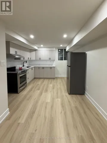 BSMT - 304 WINDFIELDS FARM DRIVE, Oshawa (Windfields), Ontario L1H7K4