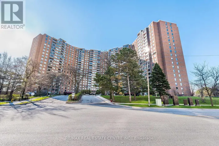 1802 - 627 THE WEST MALL ROAD, Toronto (Eringate-Centennial-West Deane), Ontario M9C4X5