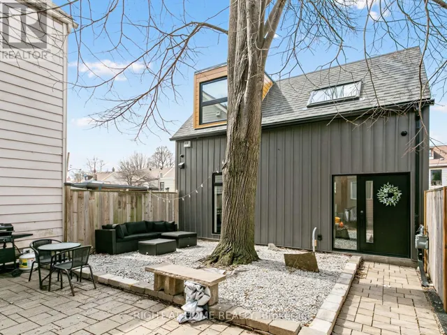 LANEWAY SUITE - 52 MCMURRAY AVENUE, Toronto (Junction Area), Ontario M6P2T1