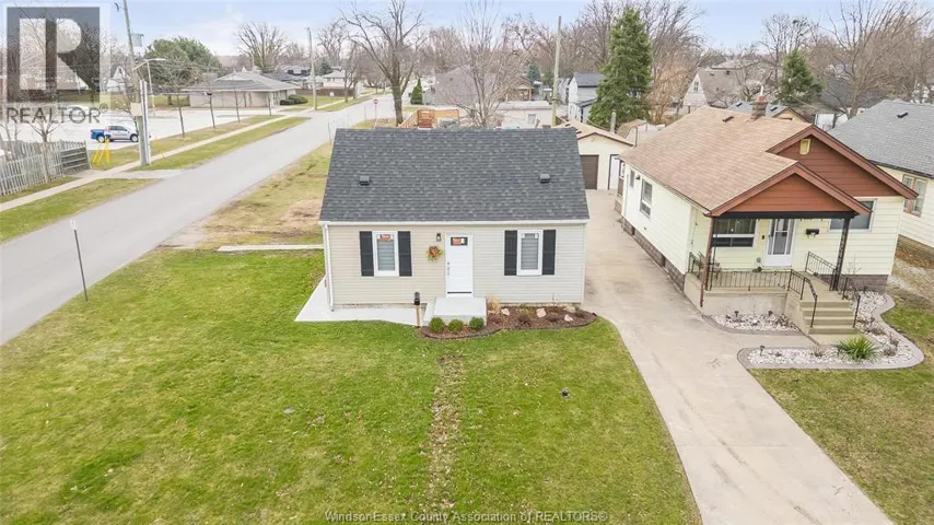 699 ALEXANDRINE STREET, Windsor, Ontario N8X3C1