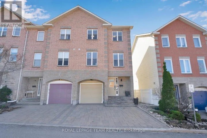 211 WESTVALLEY PRIVATE, Ottawa, Ontario K1V2B3