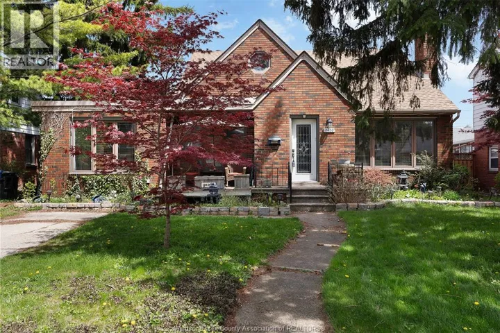 2480 CHILVER ROAD, Windsor, Ontario N8W2V8