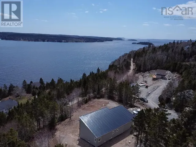 28 Marinavista Lane, Boutiliers Point, Nova Scotia B3Z0W9