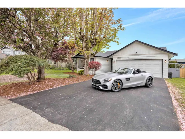 19725 50A AVENUE, Langley, British Columbia V3A7L1