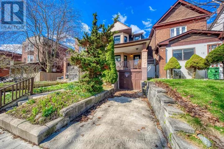 10 REDWOOD AVENUE, Toronto (Greenwood-Coxwell), Ontario M4L2S6