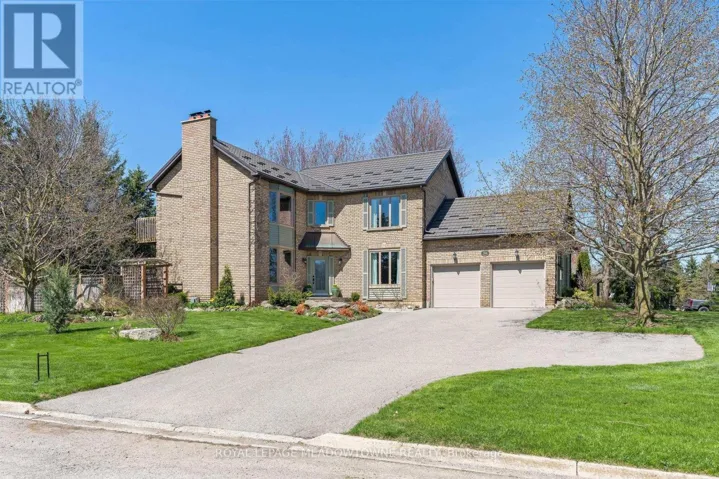 16 OAK RIDGE DRIVE, Halton Hills (Glen Williams), Ontario L7G5G6