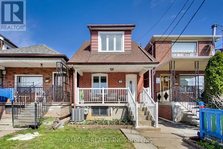 317 BOON AVENUE N, Toronto (Caledonia-Fairbank), Ontario M6E4A4