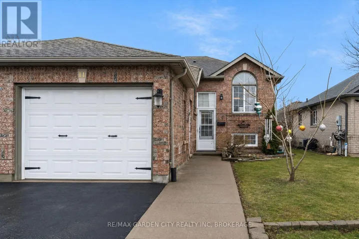 11 JEFFERSON COURT W, Welland (N. Welland), Ontario L3C7G5