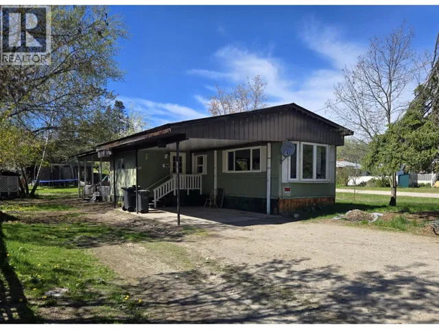 300 3rd Avenue, Castlegar, British Columbia V1N2A6