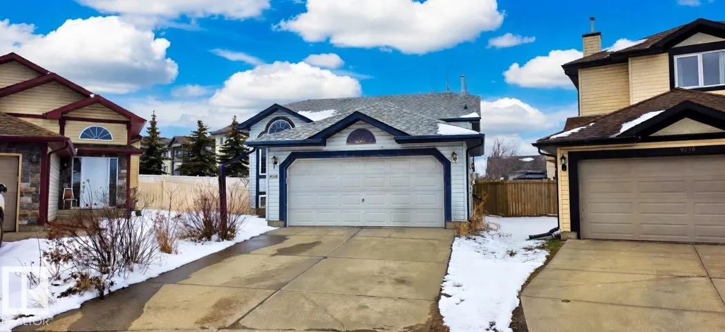 9218 163 AV NW, Edmonton, Alberta T5Z3M8