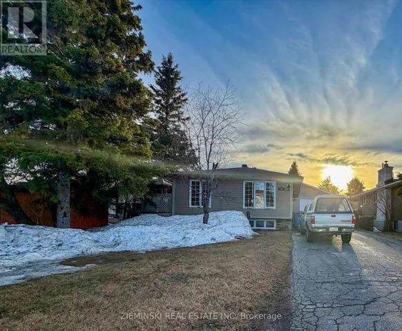 39 SYBIL AVE AVENUE, Cochrane, Ontario P0L1C0