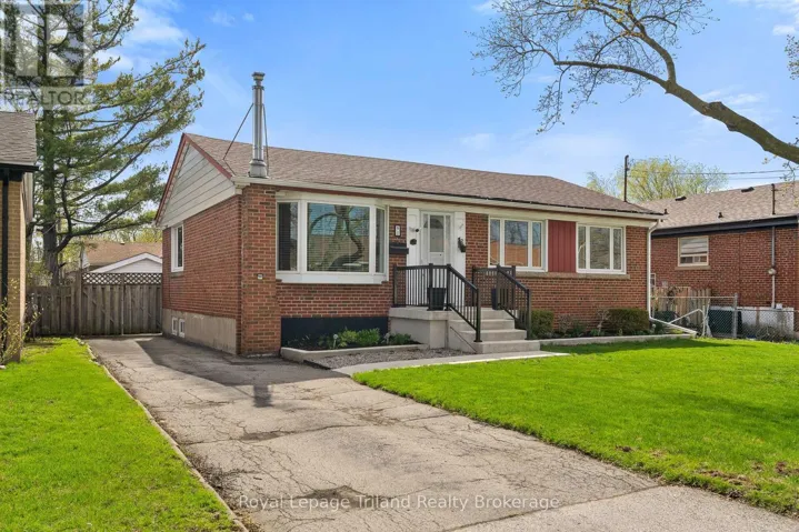 91 WISE CRESCENT, Hamilton (Huntington), Ontario L8T2L7