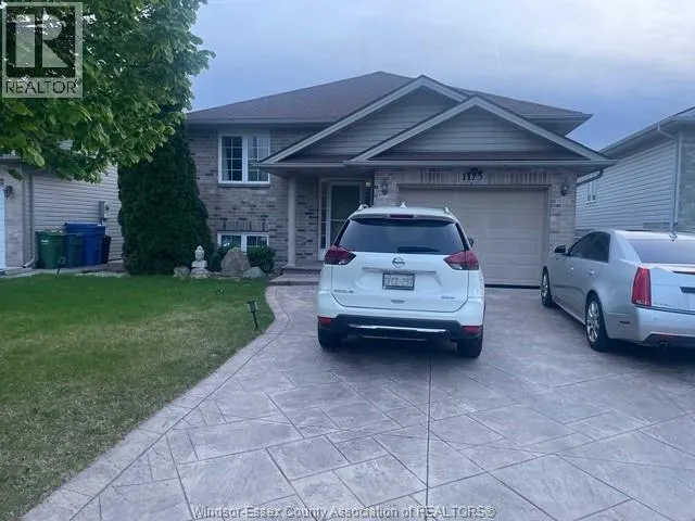 1175 PEARSON AVENUE, Windsor, Ontario N8P1X2