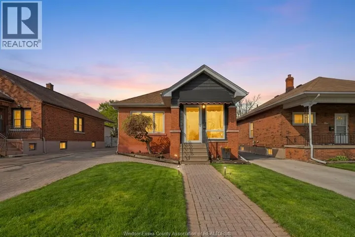 1515 PARENT AVENUE, Windsor, Ontario N8X4J8