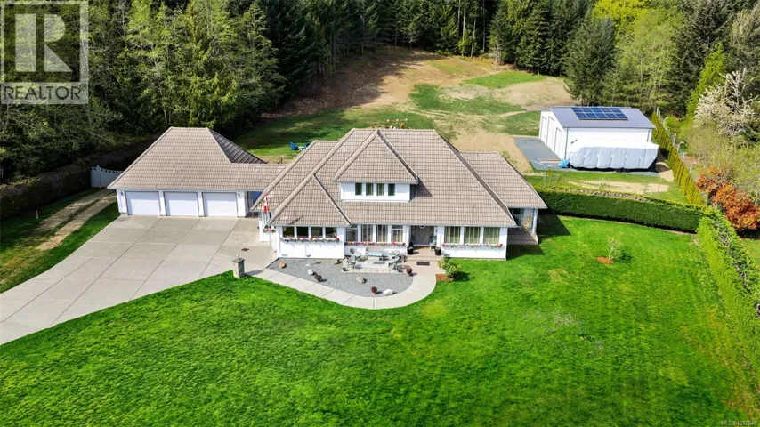2304 Boulding Rd, Mill Bay, British Columbia V8H1B6