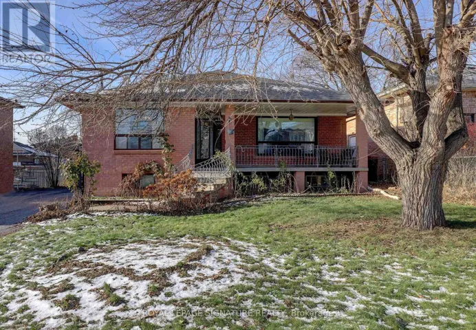 56 WENDELL AVENUE, Toronto (Humberlea-Pelmo Park), Ontario M9N3K7