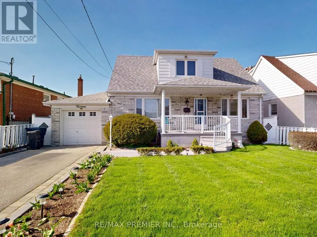 14 BECKETT AVENUE, Toronto (Rustic), Ontario M6L2B1