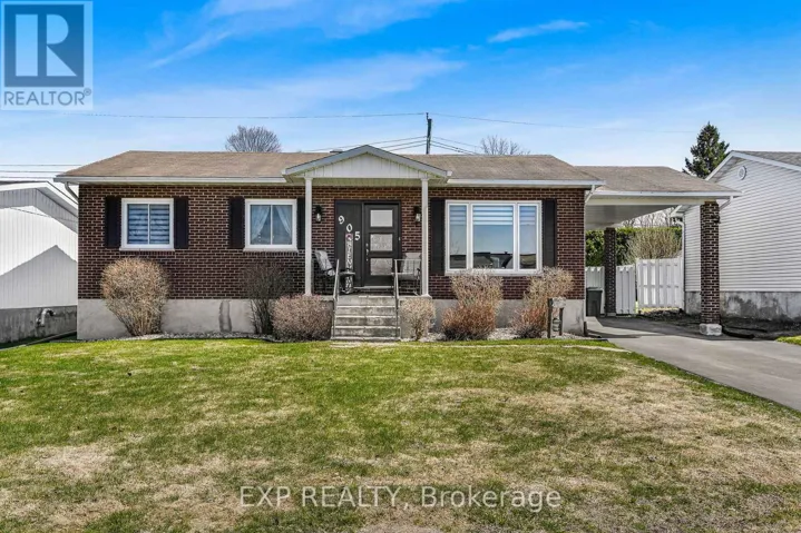 905 GHISLAIN STREET, Hawkesbury, Ontario K6A3A8